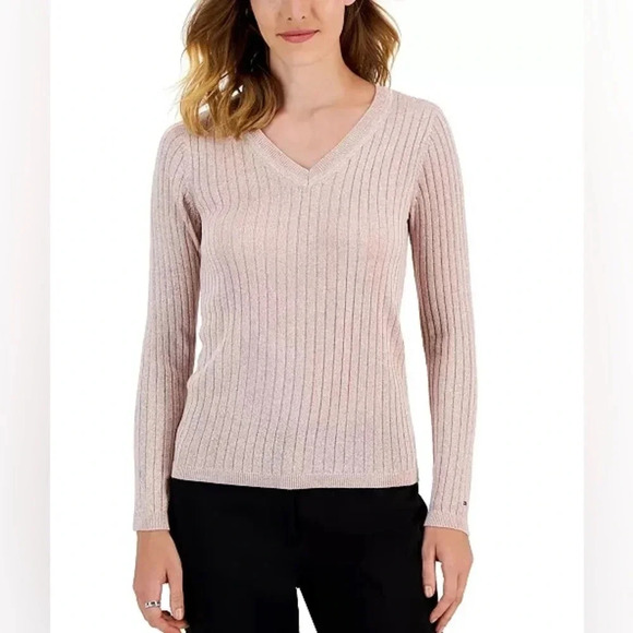 Tommy Hilfiger Long Sleeve Sweater - Picture 1 of 6